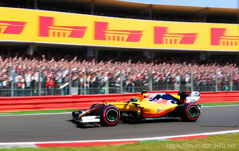 F1 경기 관람 가이드 - A vibrant, wide-angle shot of a Formula 1 Grand Prix circuit grandstand packed with enthusiastic fan...